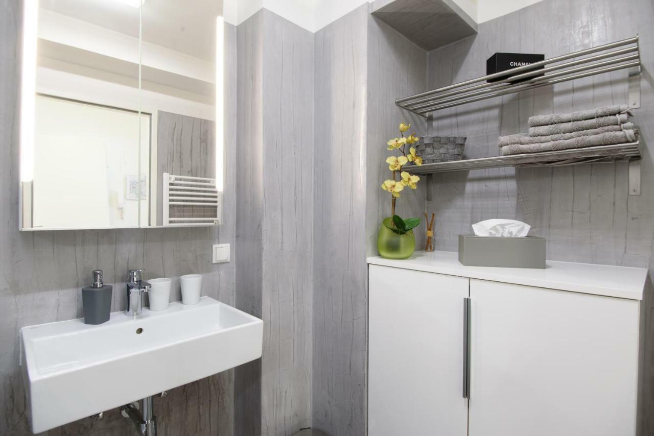 Design Apartment - Centrally Located Вена Экстерьер фото