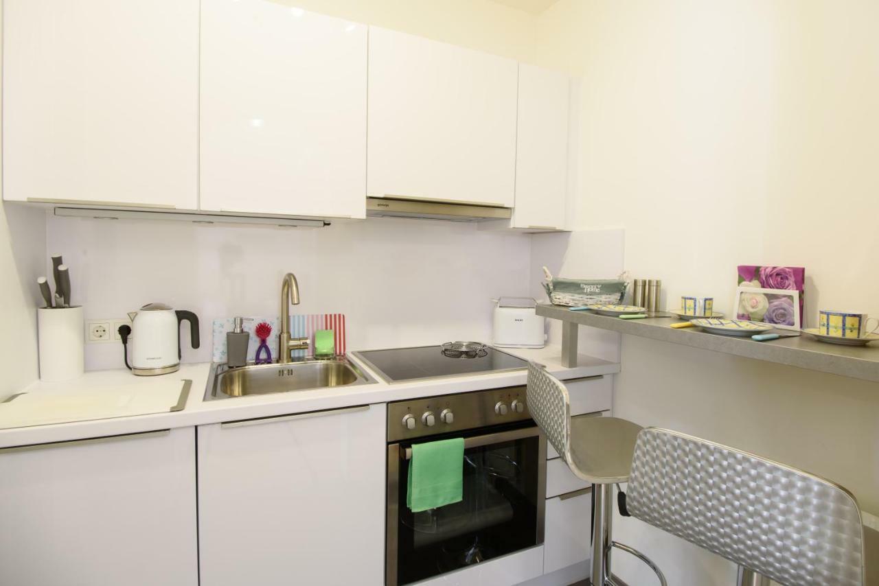 Design Apartment - Centrally Located Вена Экстерьер фото