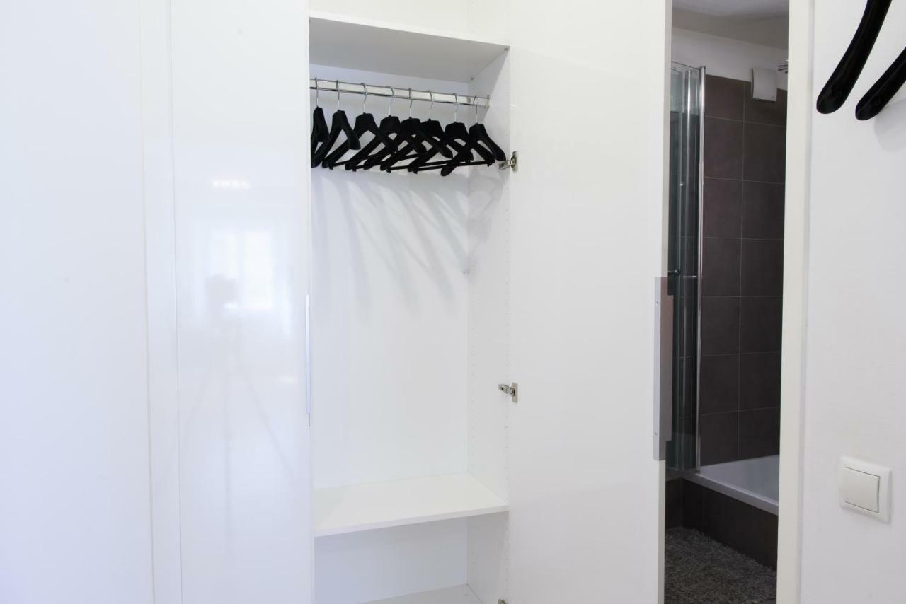 Design Apartment - Centrally Located Вена Экстерьер фото