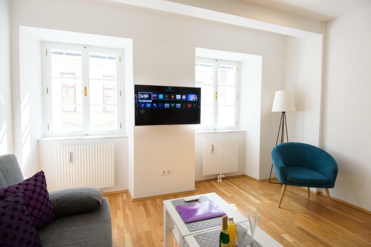 Design Apartment - Centrally Located Вена Экстерьер фото